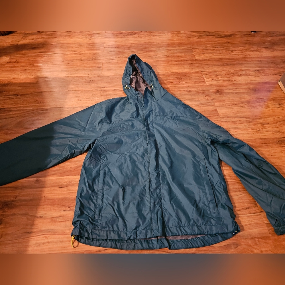 NordicTrack windbreaker